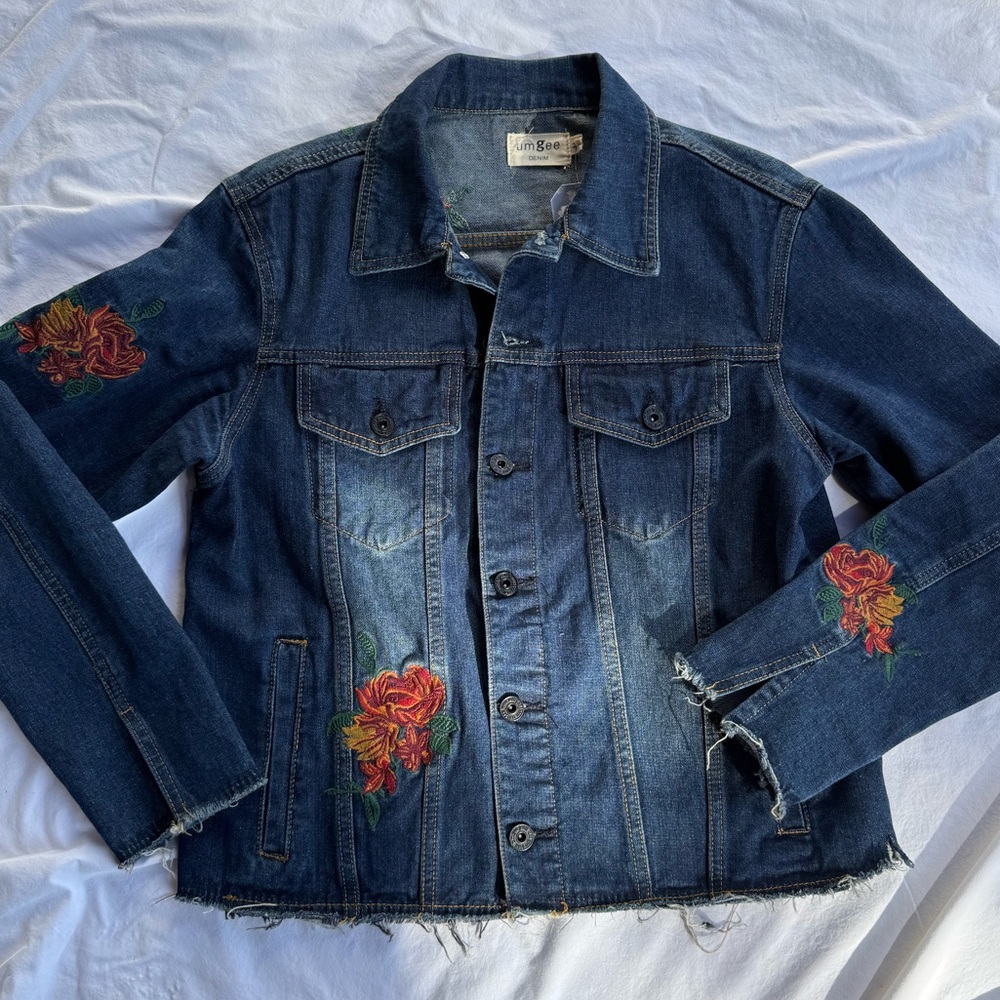 NWT jean JACKET denim -Colorful Floral Embroidery- fringe sleeve/hem S M